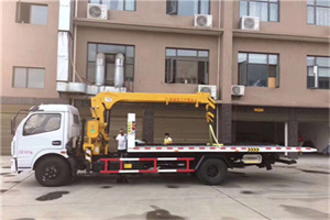 景东附近汽车轮胎更换