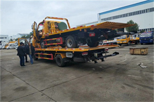 景东同城汽车补胎